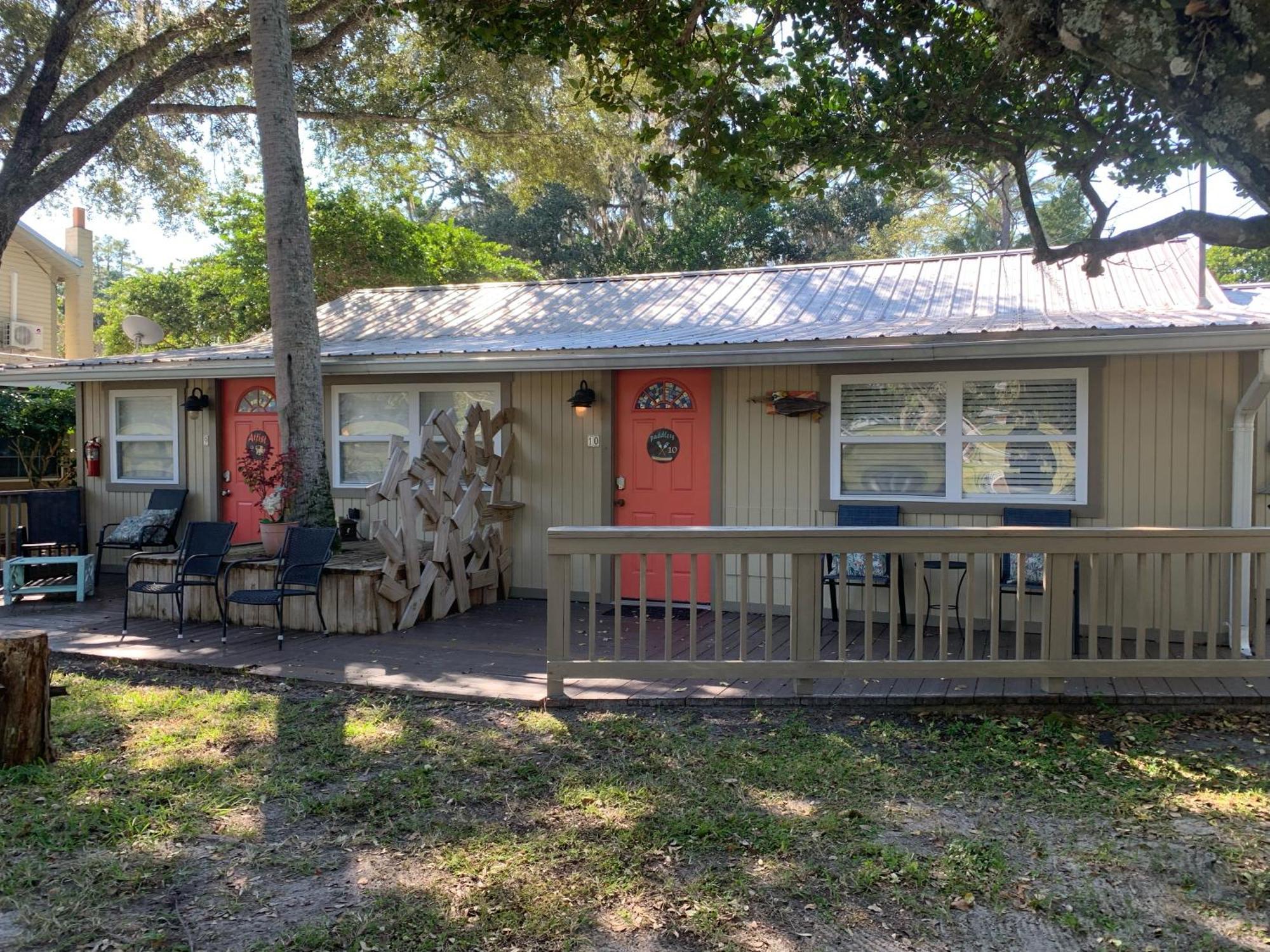 Nature Coast Inn & Cottages Inglis Bagian luar foto