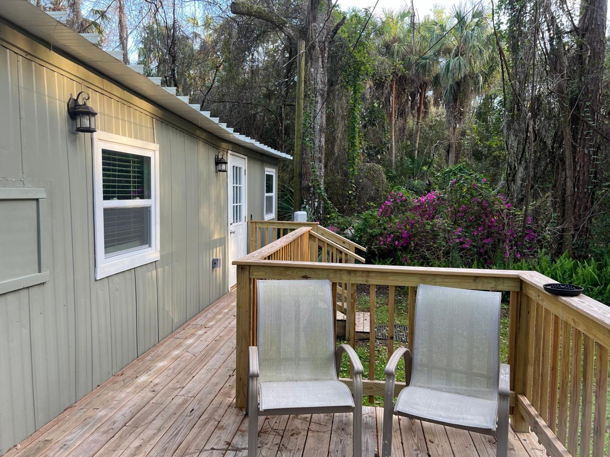 Nature Coast Inn & Cottages Inglis Bagian luar foto