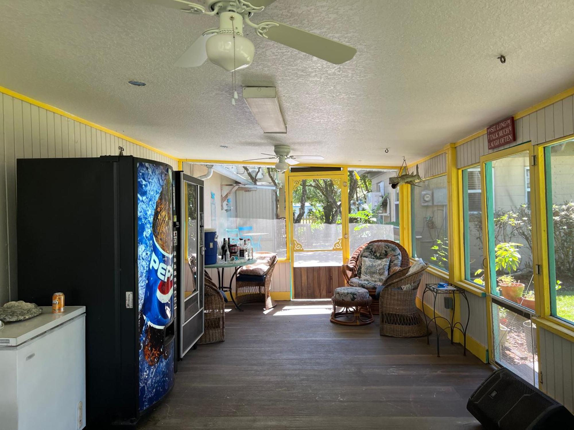 Nature Coast Inn & Cottages Inglis Bagian luar foto