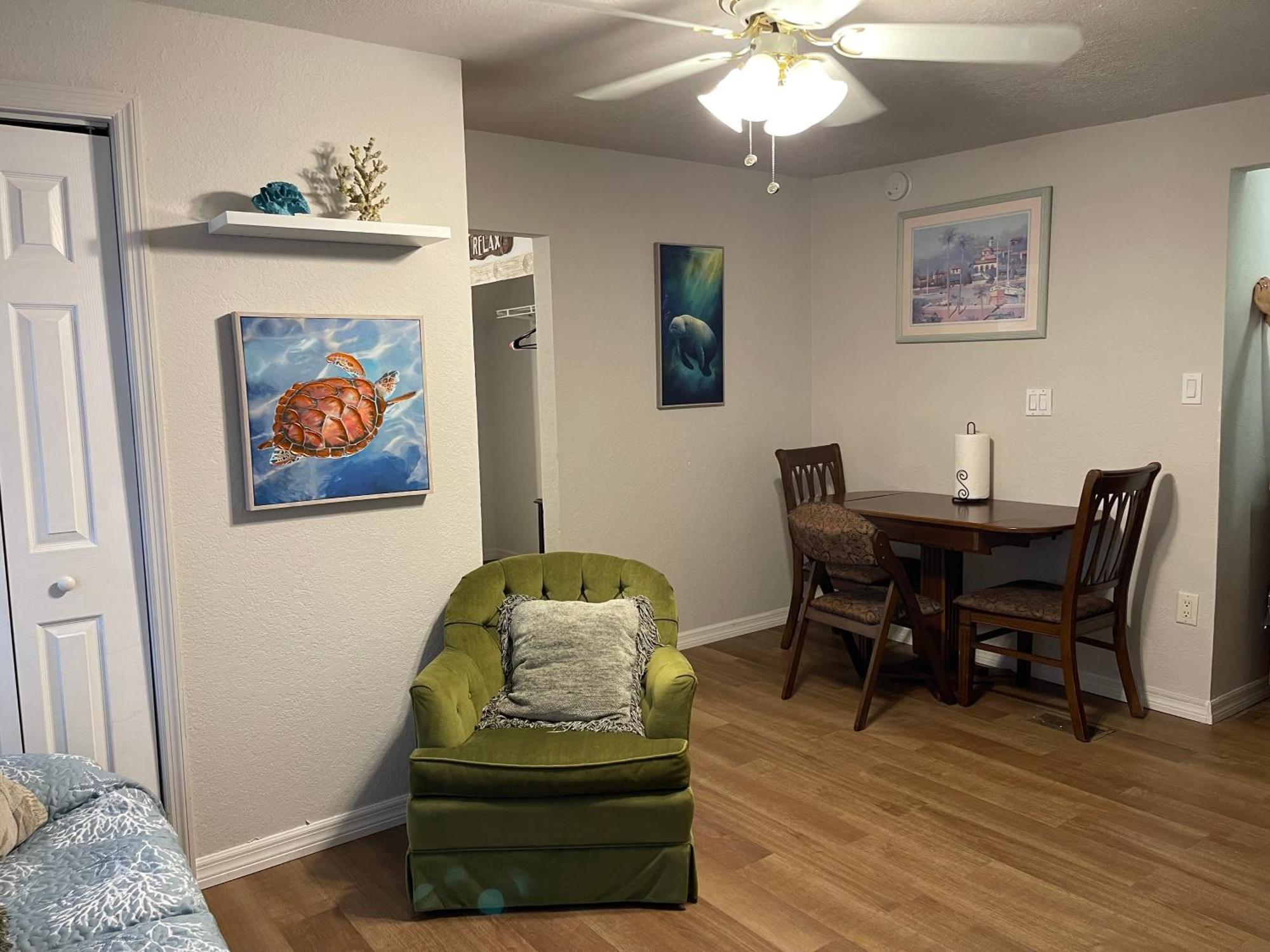 Nature Coast Inn & Cottages Inglis Bagian luar foto