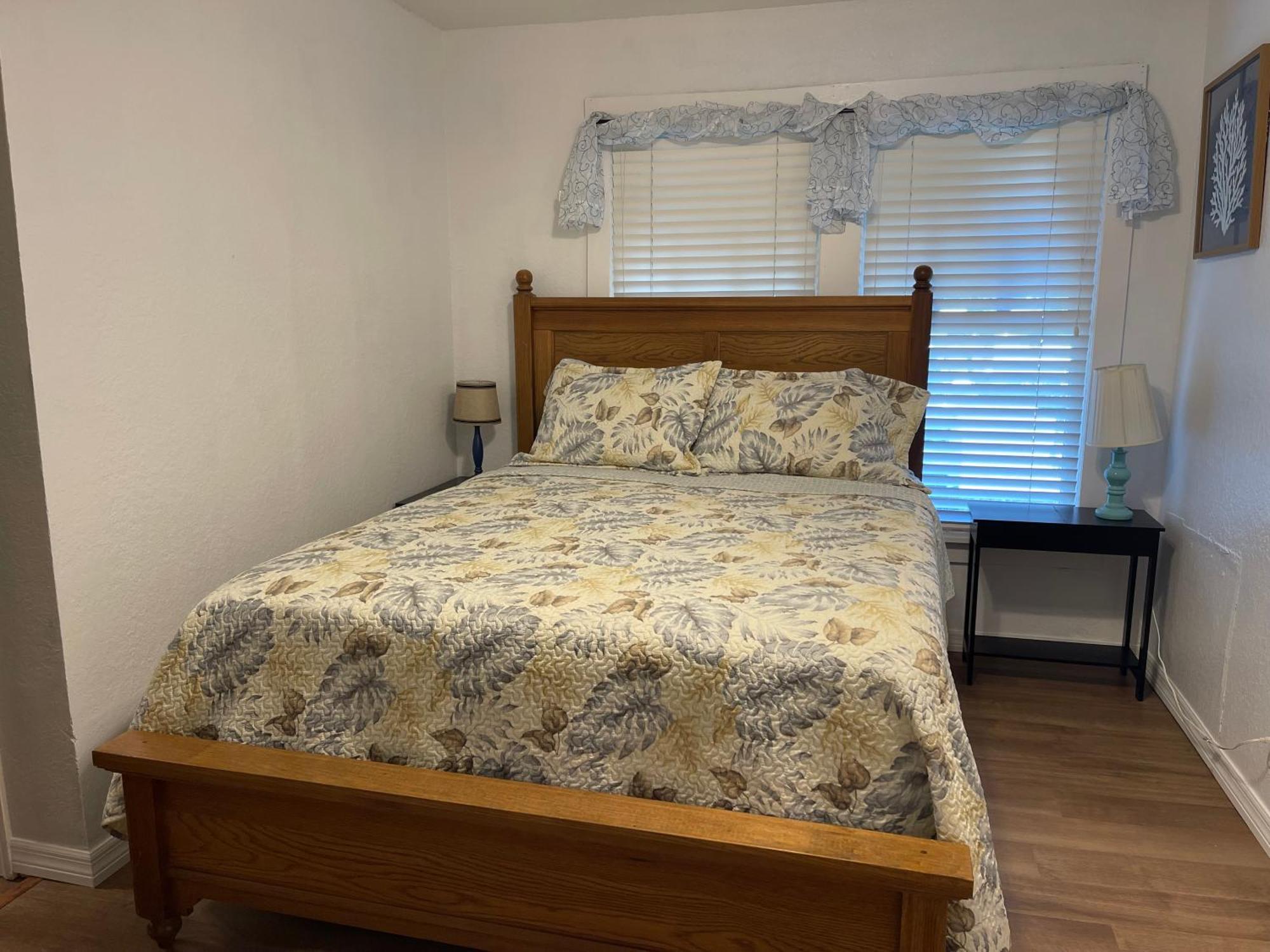 Nature Coast Inn & Cottages Inglis Bagian luar foto